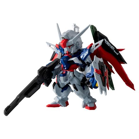 「機動戦士ガンダムSEED FREEDOM」のデスティニーガンダムSpecIIのフィギュア「FW GUNDAM CONVERGE デスティニーガンダムSpecII【プレミアムバンダイ限定】」（c）創通・サンライズ