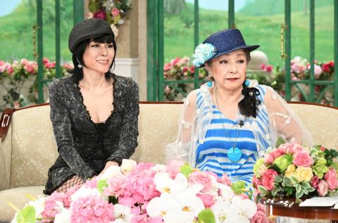 7月28日に放送される「徹子の部屋」に出演する冨士眞奈美さん（右）と岩崎リズさん＝テレビ朝日提供