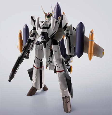 「マクロスゼロ」のVF-0Sフェニックスのフィギュア「HI-METAL R VF-0Sフェニックス（ロイ・フォッカー機）＋QF-2200D-B ゴースト」（c）2002 BIGWEST