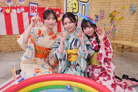 東映特撮ファンクラブのオリジナルコンテンツ「Girl’s Summer Vacation」に出演した（左から）千歳まちさん、川崎帆々花さん、鎌田英怜奈さん（C）東映特撮ファンクラブ