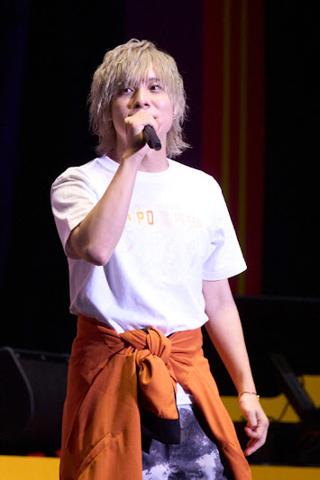 「『僕のヒーローアカデミア』HERO×VILLAIN FES.＜ヒーロー×敵＜ヴィラン＞フェス＞」に登場した岡本信彦さん　（C）堀越耕平／集英社・僕のヒーローアカデミア製作委員会