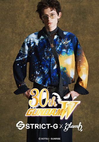 「STRICT-G」と「glamb」がコラボしたシャツ「STRICT-G glamb『新機動戦記ガンダムW EW』ウイングガンダムゼロ シャツ（Wing Gundam Zero Shirt）」（c）創通・サンライズ