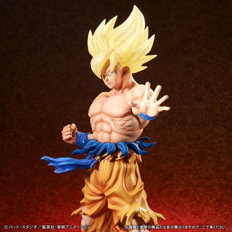 「ドラゴンボール」シリーズの孫悟空のソフトビニール製フィギュア「ドラゴンボールZ ギガンティックシリーズ 超サイヤ人 孫悟空　-伝説の超サイヤ人-」（c）バード・スタジオ／集英社・東映アニメーション