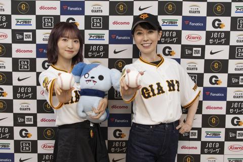 「劇場版ゾンビランドサガ ゆめぎんがパラダイスナイター＠東京ドーム」に登場した田中美海さん（左）と三石琴乃さん（c）劇場版ゾンビランドサガ製作委員会