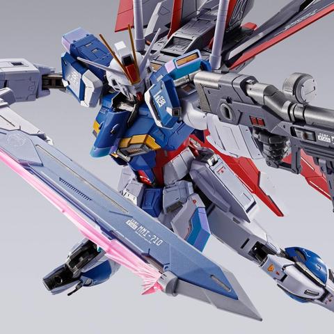 「機動戦士ガンダムSEED DESTINY」のフォースインパルスガンダムのフィギュア「METAL BUILD フォースインパルスガンダム」（c）創通・サンライズ