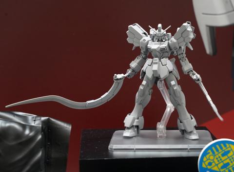 「新機動戦記ガンダムW Endless Walts」のサンドロックカスタム改 EWのガンプラ「HG 1／144 サンドロックカスタム改 EW」