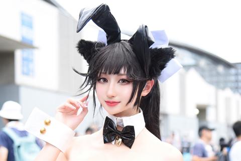 「アズールレーン」の高雄のコスプレを披露したタオぺこさん