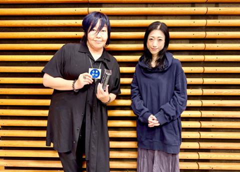 ラジオ番組「FM EVA 30.0」に出演する緒方恵美さん（左）と壇蜜さん