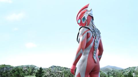 「ウルトラマンオメガ」の場面写真（c）円谷プロ （c）ウルトラマンオメガ製作委員会・テレビ東京