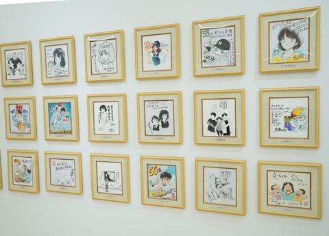あだち充さんの画業55周年を記念した展示会「ー画業55周年記念ー あだち充展」の様子