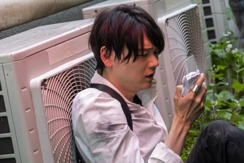 「仮面ライダーゼッツ」Case15「照らす」の一場面（C）2025 石森プロ・テレビ朝日・ADK EM・東映