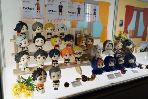 「ジャンプフェスタ2026」に展示されている「るかっぷ」シリーズのフィギュア