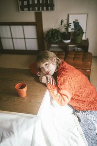 南條愛乃さんのカレンダー「南條愛乃 カレンダー 2026.04-2027.03」（c）KADOKAWA／撮影：加藤アラタ