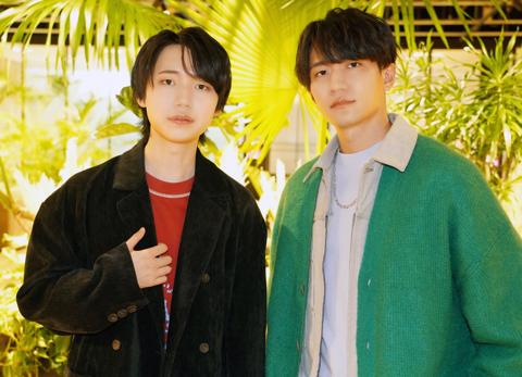 アニメ「鎧真伝サムライトルーパー」に出演する石橋陽彩さん（左）と熊谷健太郎さん