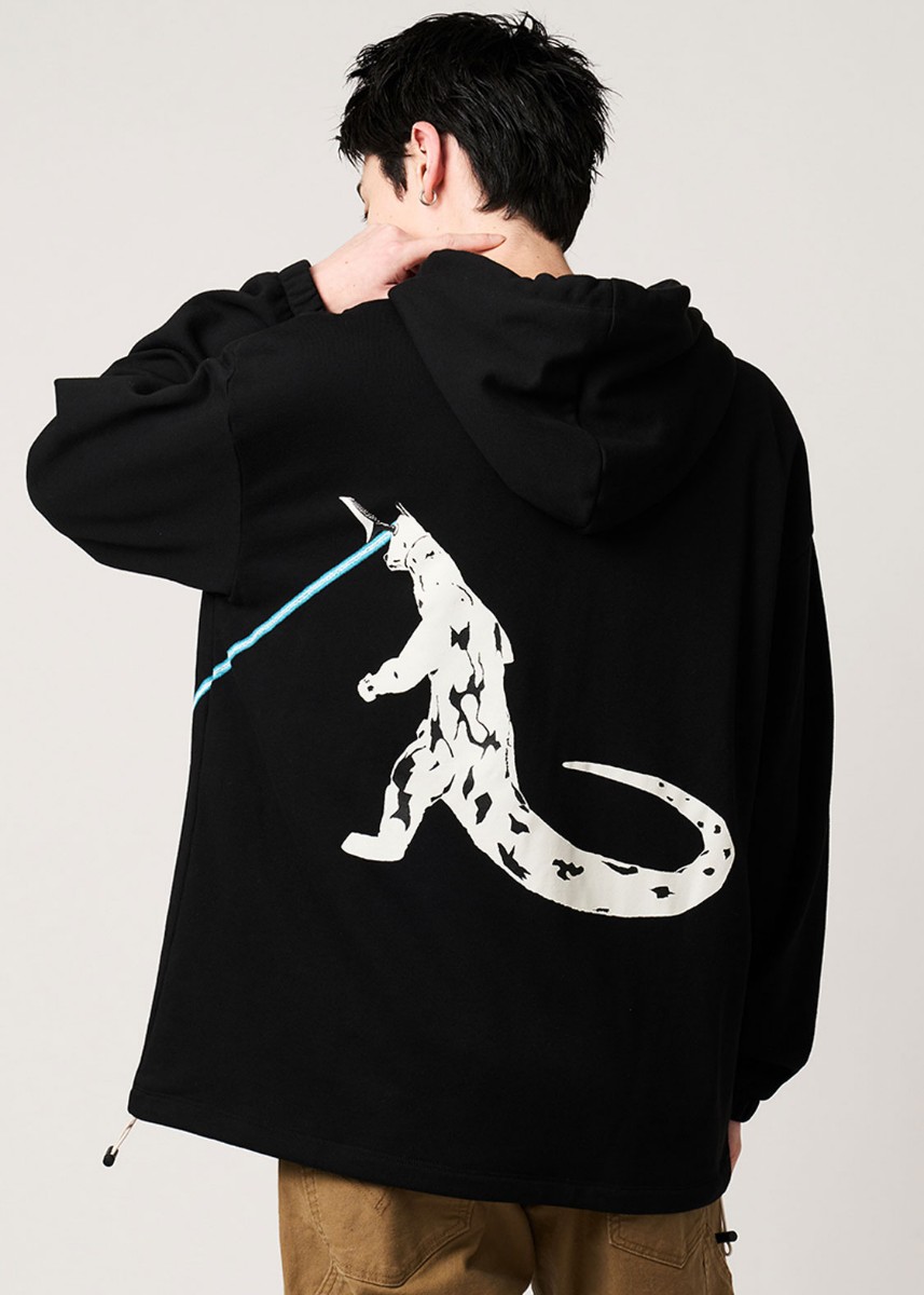 「ウルトラマン」シリーズと「グラニフ」がコラボしたパーカー