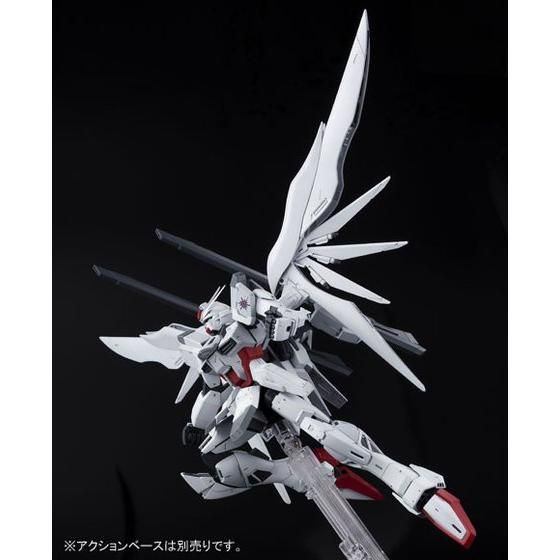「機動戦士ガンダムSEED ASTRAY 天空の皇女」のインパルスガンダムブランシュのガンプラ「MG 1／100 インパルスガンダムブランシュ」（c）創通・サンライズ