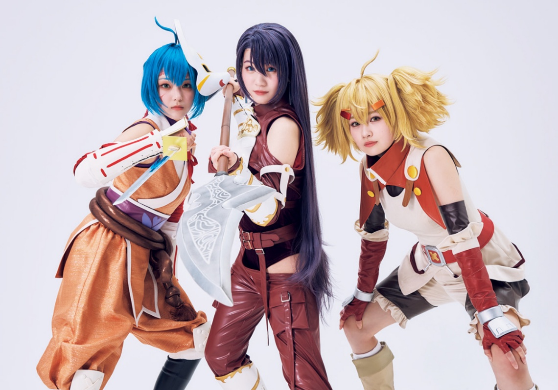 「週刊少年マガジン」第17号に登場したミスマガジン2025のグランプリの永岡ゆきねさん、ミスヤングマガジンの晴こころさん、ミス週刊少年マガジンの江下晏梨さん