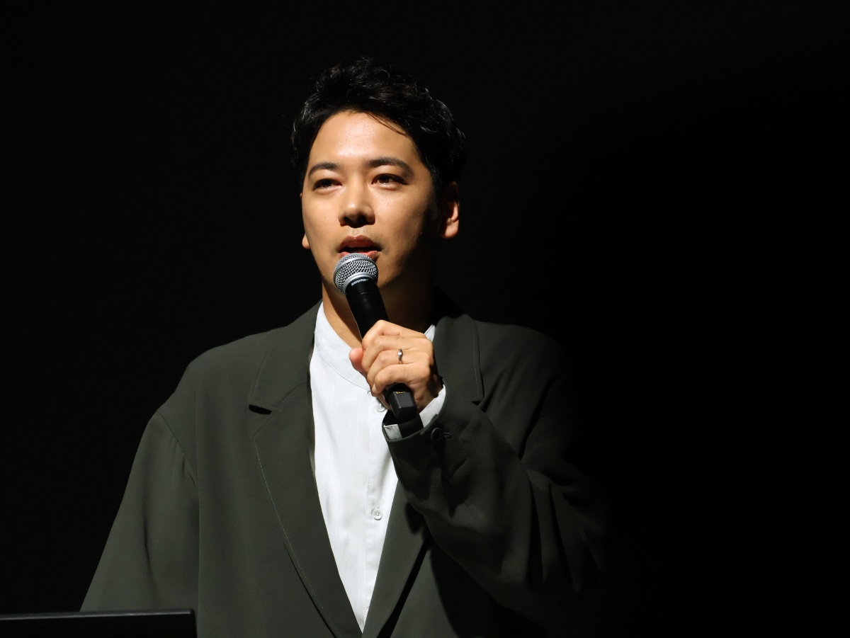 「仮面ライダー生誕55周年発表会」に登壇した仮面ライダーガタック／加賀美新役の佐藤祐基さん