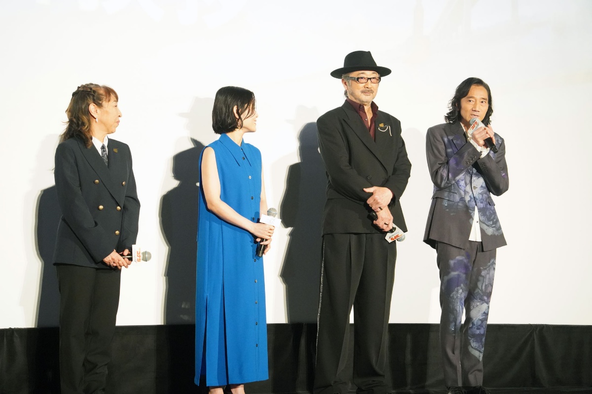 アニメ「名探偵コナン ハイウェイの堕天使」の公開記念舞台あいさつに登場した（左から）高山みなみさん、沢城みゆきさん、大塚明夫さん、三木眞一郎さん