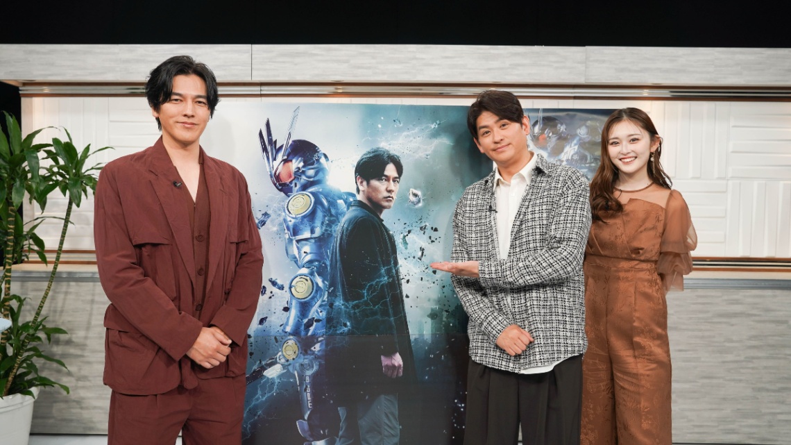 映画「アギト-超能力戦争-」に出演する(左から)要潤さん、賀集利樹さん、ゆうちゃみさん(C)2026「劇場版アギト」製作委員会(C)石森プロ・東映