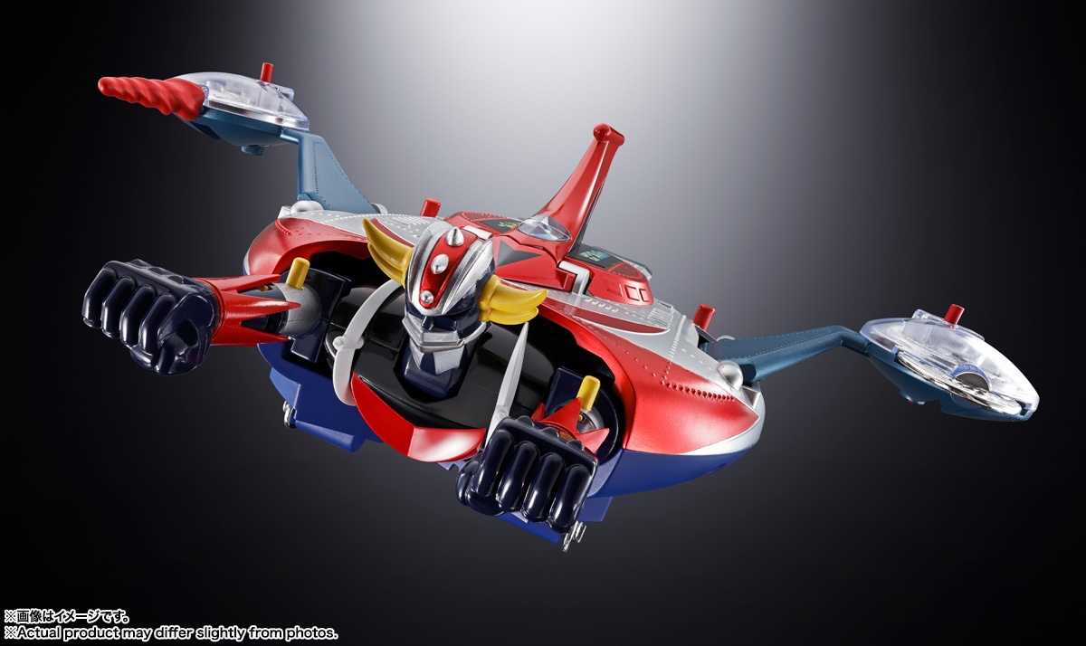 「UFOロボ グレンダイザー」の玩具「超合金 DELUXE グレンダイザー ＆ UFOスペイザー」（c）ダイナミック企画・東映アニメーション
