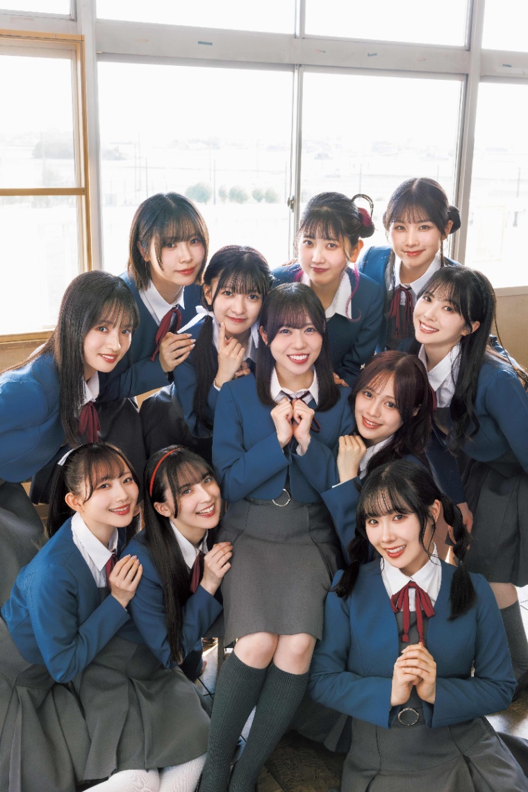 「週刊ヤングジャンプ」22・23合併号に登場した「Liella！」（C）藤本和典／集英社