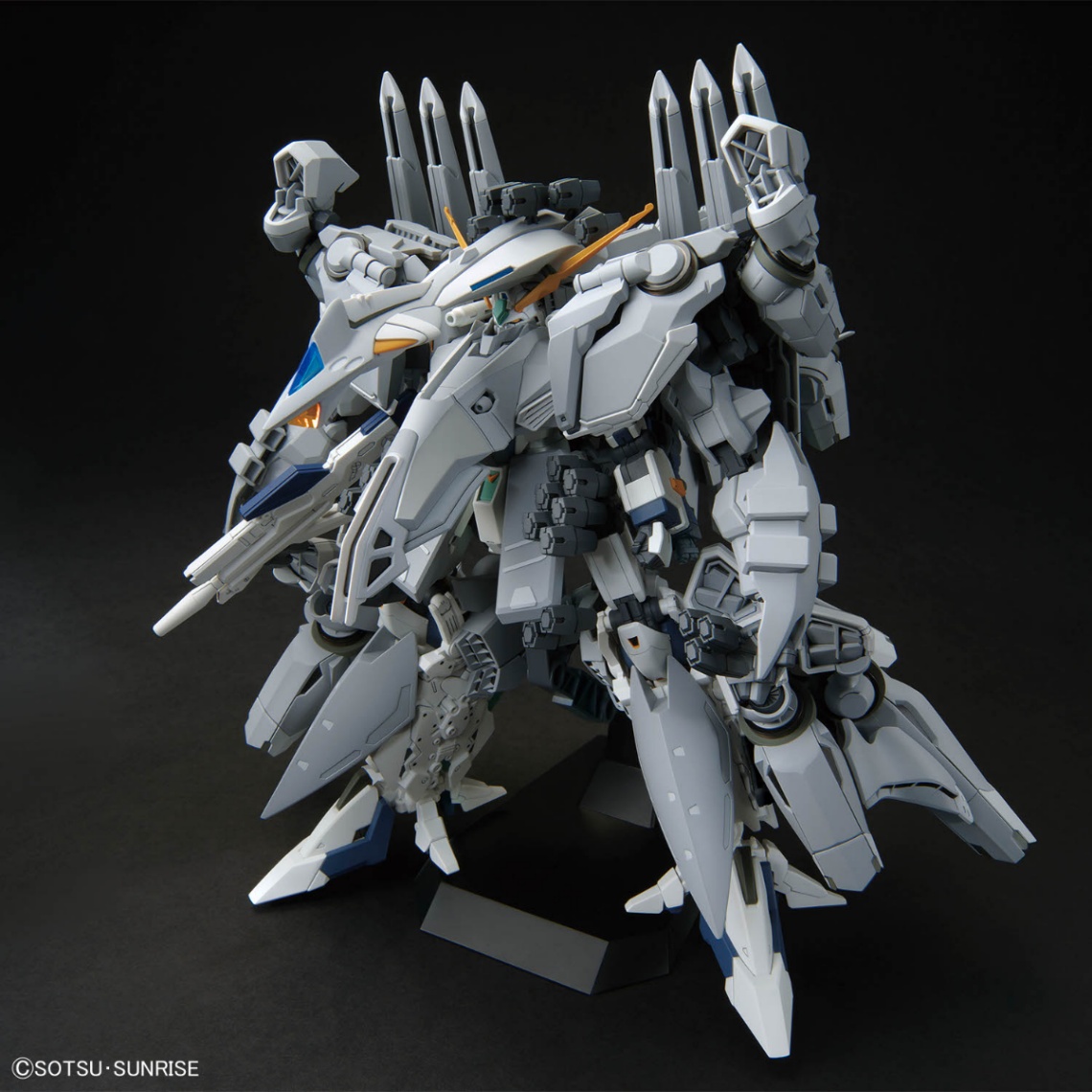 「機動戦士ガンダム 閃光のハサウェイ キルケーの魔女」のアリュゼウスのガンプラ「HG 1／144 アリュゼウス」（C）創通・サンライズ
