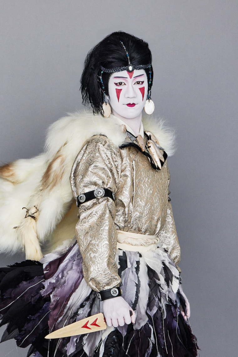 「スーパー歌舞伎『もののけ姫』」のサン役の中村壱太郎さんの扮装写真