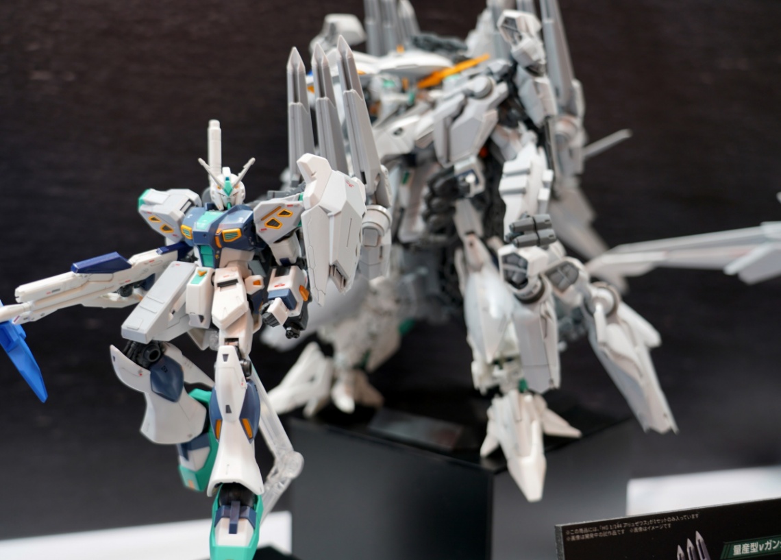「機動戦士ガンダム 閃光のハサウェイ キルケーの魔女」のアリュゼウスのガンプラ「HG 1/144 アリュゼウス」