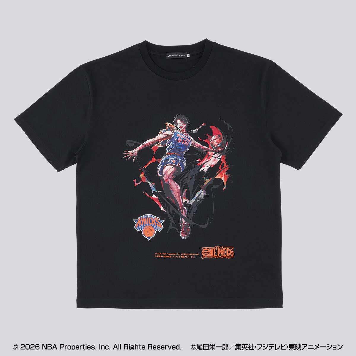 「ONE PIECE」とNBAがコラボしたTシャツ「ONE PIECE × NBA T-Shirts / PORTGAS.D.ACE × NEW YORK KNICKS」(C)尾田栄一郎/集英社・フジテレビ・東映アニメーション (C)2026 NBA Properties,Inc. All Rights Reserved.