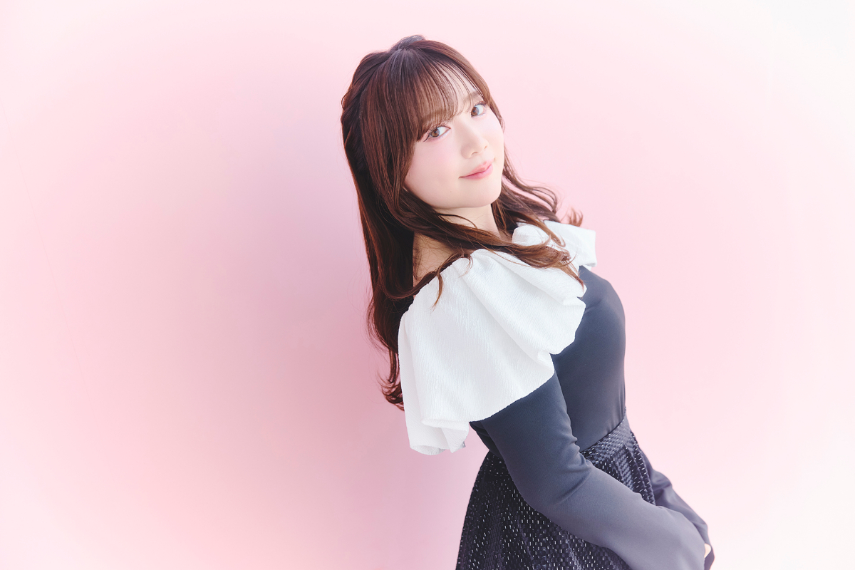 写真集「伊藤彩沙 写真集 アヤサージュ」を発売する伊藤彩沙さん