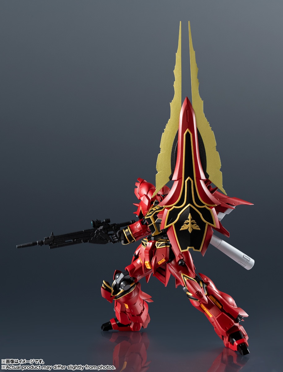 「機動戦士ガンダムUC」のシナンジュのフィギュア「GUNDAM UNIVERSE MSN-06S SINANJU」（c）創通・サンライズ