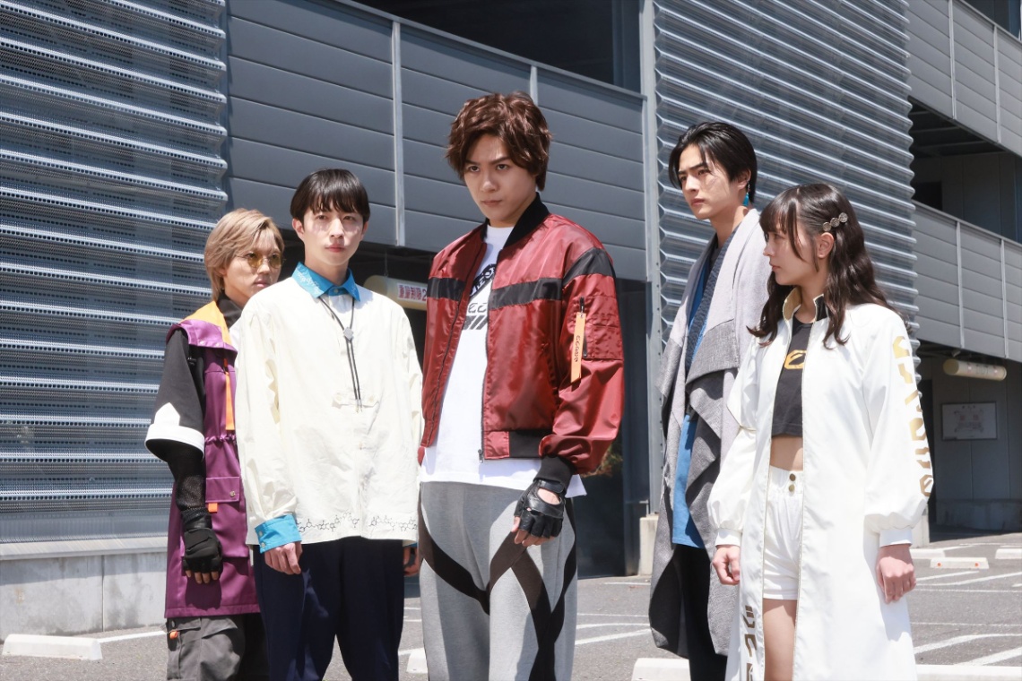 「超宇宙刑事ギャバン インフィニティ」第21話「ギャバン集結」の一場面(C)テレビ朝日・東映AG・東映