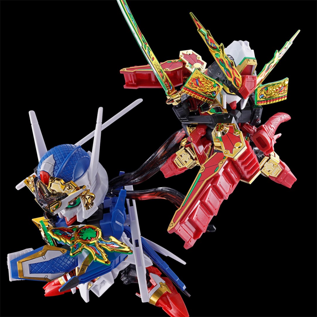 「SDガンダムワールド ヒーローズ 輝羅鋼物語」の78代目武者頑駄無と隠密ガンダムエアリアルのガンプラのセット「SDW HEROES 復活輝羅鋼 DXセット ［スペシャルコーティング］」（C）サンライズ（C）サンライズ・MBS