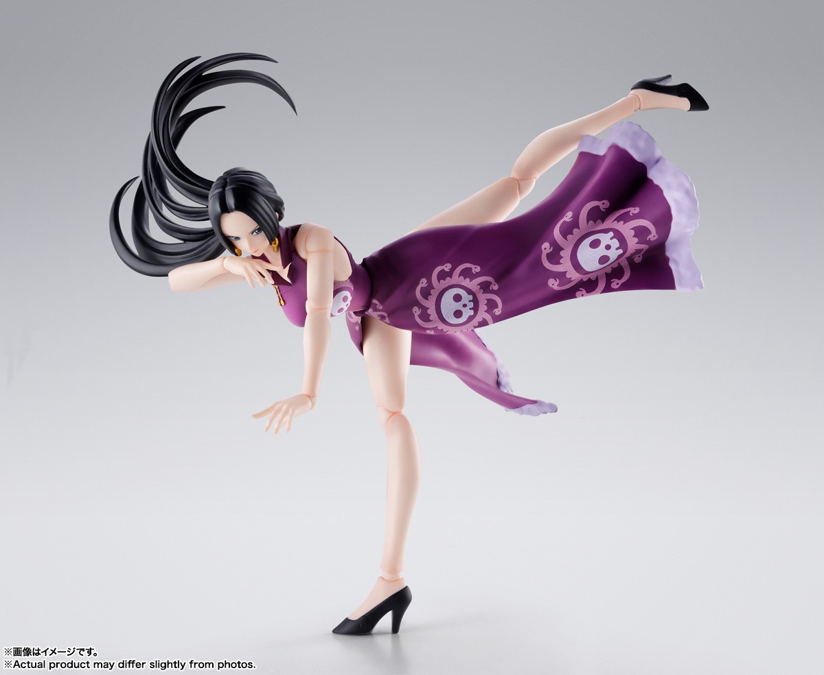 「ONE PIECE」のボア・ハンコックのフィギュア「S.H.Figuarts ボア・ハンコック -マリンフォード頂上決戦-」（C）尾田栄一郎／集英社・フジテレビ・東映アニメーション