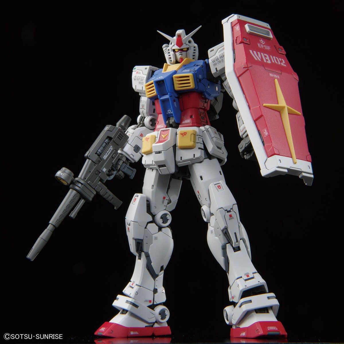 「機動戦士ガンダム」のガンダムのガンプラ「RG 1/144 RX-78-2 ガンダム Ver.2.0」(C)創通・サンライズ
