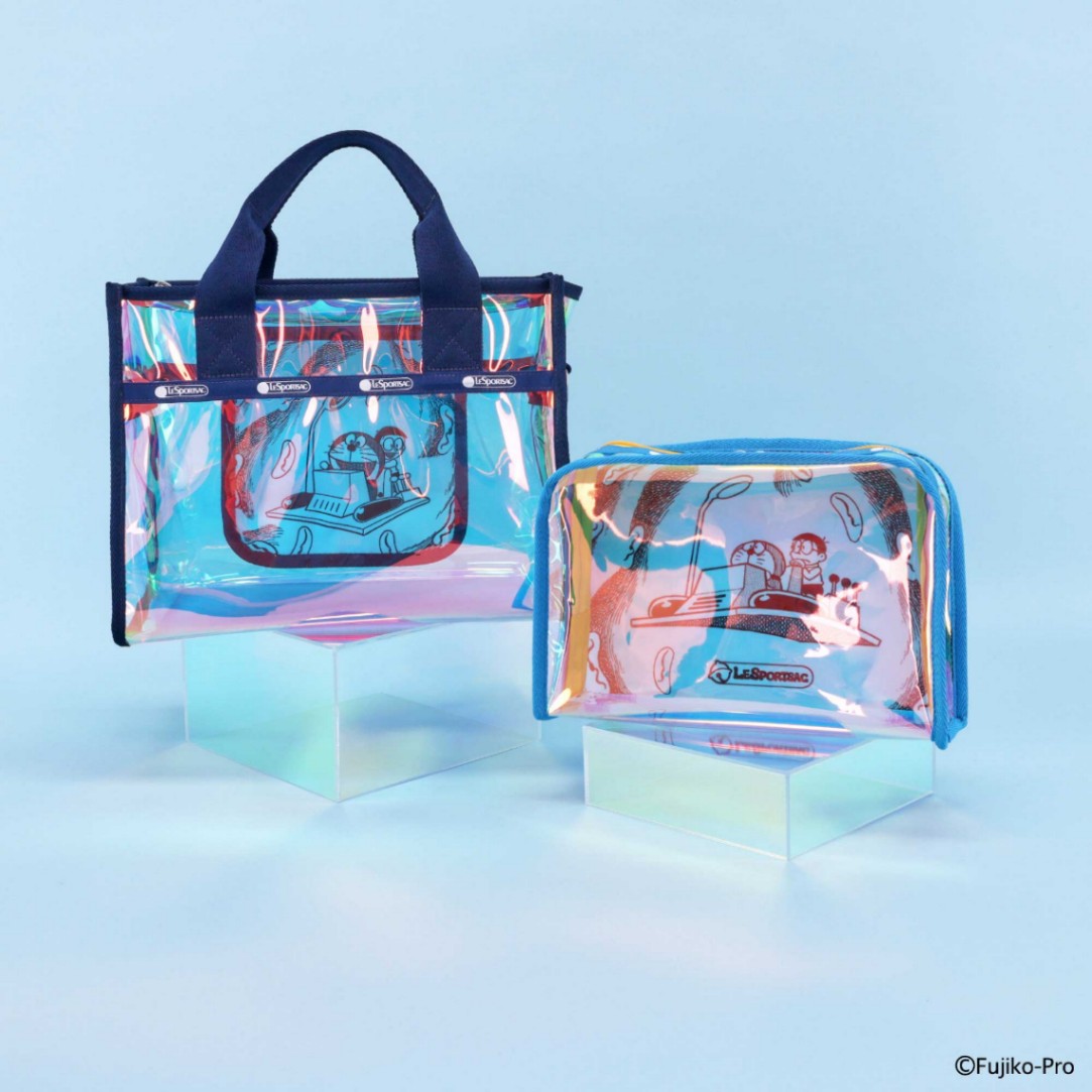 「ドラえもん」の「LeSportsac」コレクションのクリアバッグ「Time Machine」