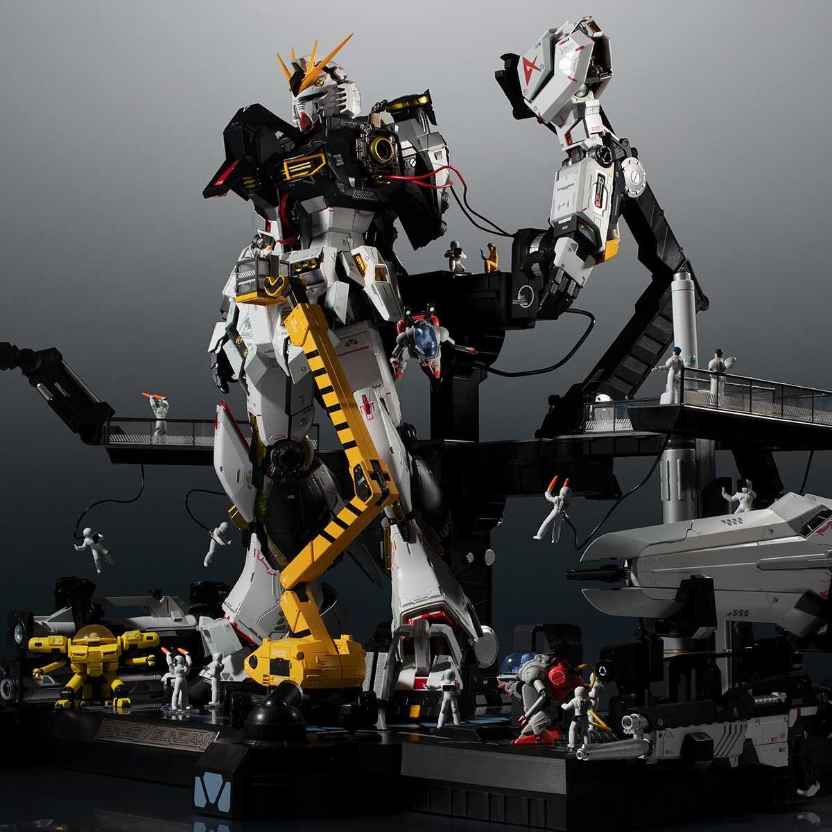 「METAL STRUCTURE 解体匠機 RX-93 νガンダム」用のオプションパーツ「METAL STRUCTURE 解体匠機 RX-93 νガンダム専用オプションパーツ ロンド・ベルエンジニアズ」（C）サンライズ