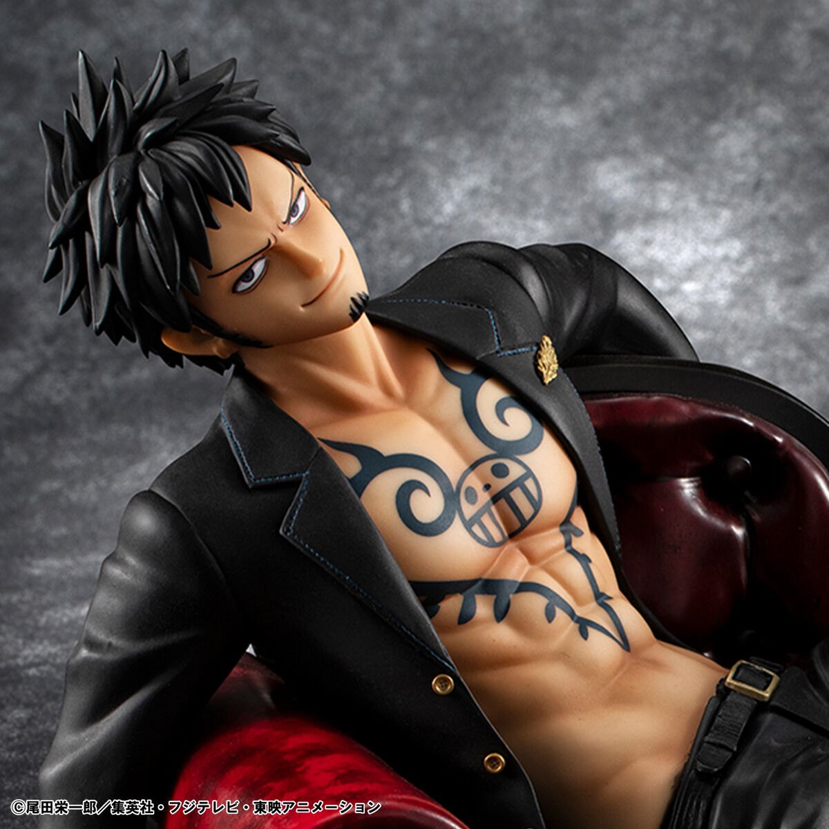 「ONE PIECE」のトラファルガー・ローのフィギュア「Portrait.Of.Pirates ワンピース “S.O.C” トラファルガー・ロー Ver.R」（C）尾田栄一郎／集英社・フジテレビ・東映アニメーション